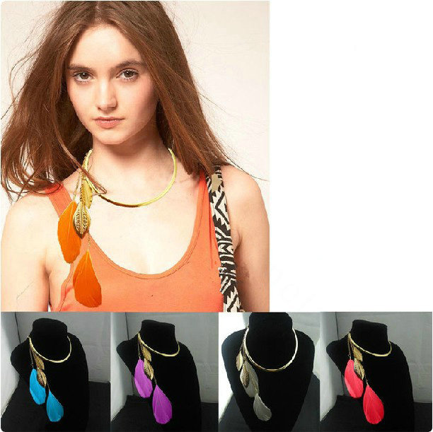 Europe Fashion Retro Women Gold-plated Orange Feather Tassel Metal Texture Punk Collar Necklace