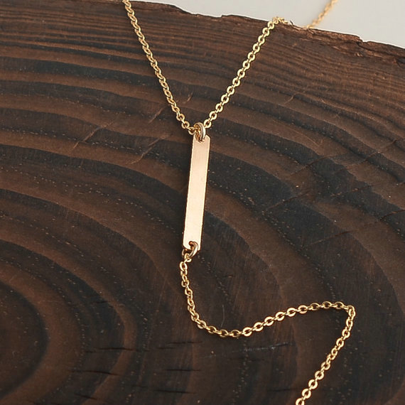 Fashion Personality Women Short Sheet Metal Triangle Tassel Gold-plated Necklace Clavicle Chain