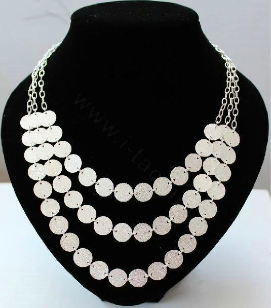 Fashion Personality Women Silver Gold-plated Multilayer Matte Texture Metal Sequins Necklace Clavicle Chain