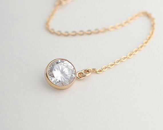 Fashion Simple Retro Women Sheet Metal Gold-plated Crystal Tassel Necklace Clavicle Chain Jewelry