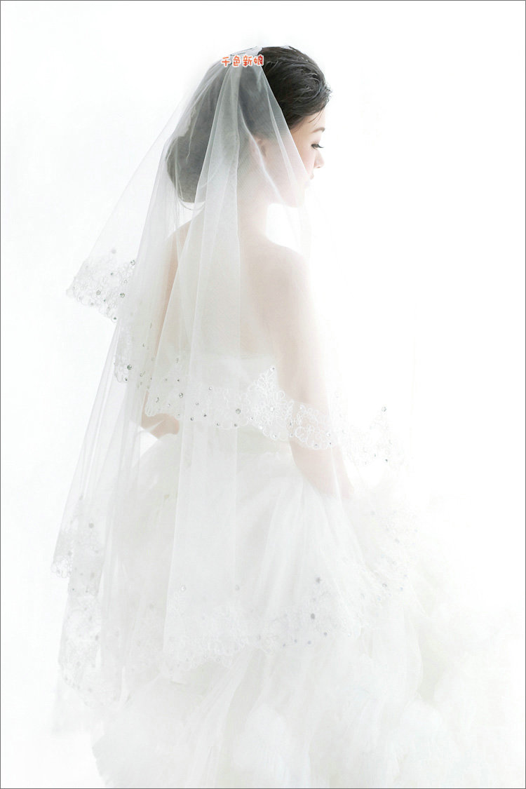 Luxury Cathedral Long Handmade Lace Flower Rhinestone Bridal Wedding Veil Bride Deco