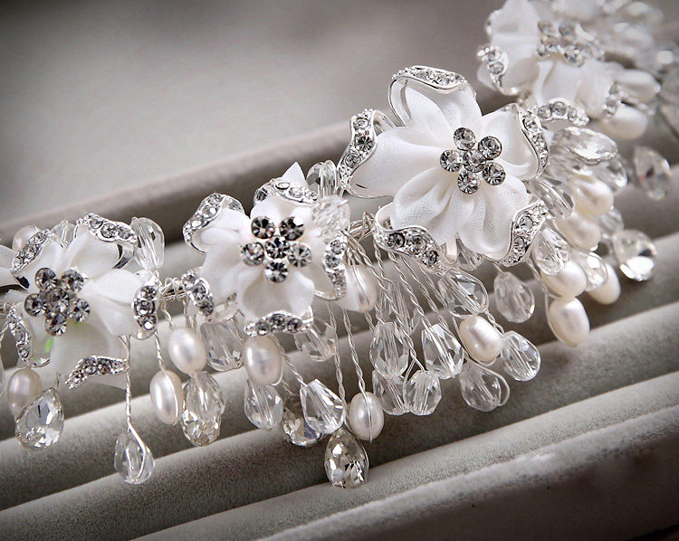 Luxury Wedding Rhinestone Pearl Crystal Beads Lace Flower Tiaras Bridal Crown Hair Accessories
