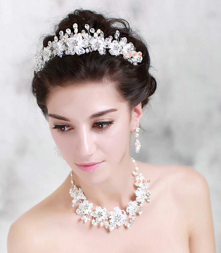 Luxury Wedding Rhinestone Pearl Crystal Beads Lace Flower Tiaras Bridal Crown Hair Accessories