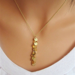 Simple Unique Fashion Women Gold-plated Metal Sequins Tassel Necklace Clavicle Chain