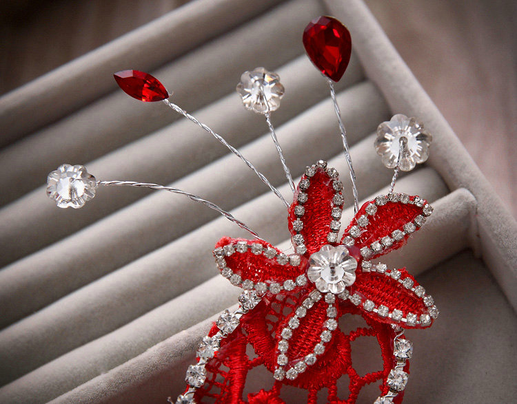 Simple Wedding Headdress By hand Rhinestone Red Lace Hollow Flower Bridal Headband Hair Accessories