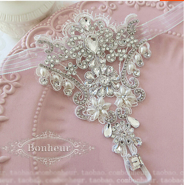 Elegant Lace Flower Rhinestone Bridal Wristlet Wedding Show Dress Crystal Bracelet Chain Accessories