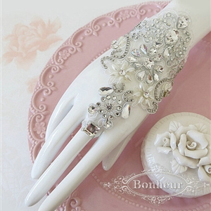 Elegant Lace Flower Rhinestone Bridal Wristlet Wedding Show Dress Crystal Bracelet Chain Accessories