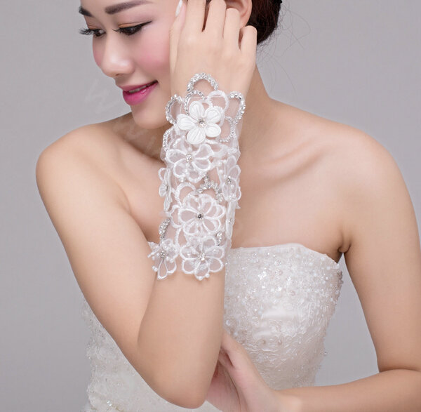Elegant Pearl Rhinestone Lace Flower Bridal Wristlet Wedding Dress Beads Bracelet Chain Accessories