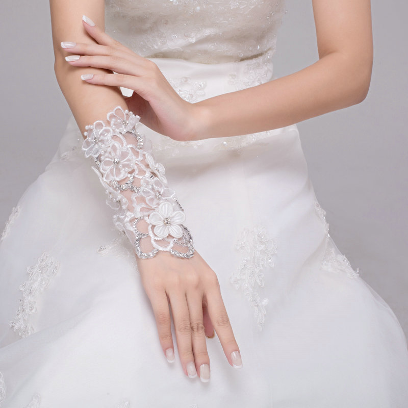 Elegant Pearl Rhinestone Lace Flower Bridal Wristlet Wedding Dress Beads Bracelet Chain Accessories