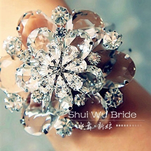 Fashion Large Rhinestone Flower Bridal Wrap Bracelet Wedding Stage Dress Crystal Bangle Chain Jewelry