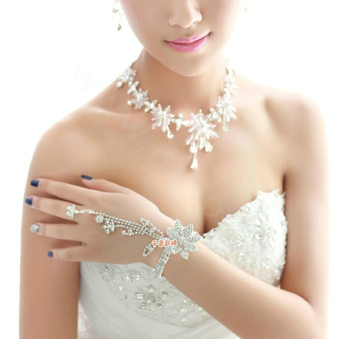 Fashion Shinning Rhinestone Flower Bracelet And Ring Tassel Chain Bridal Accessories Wedding Jewelry