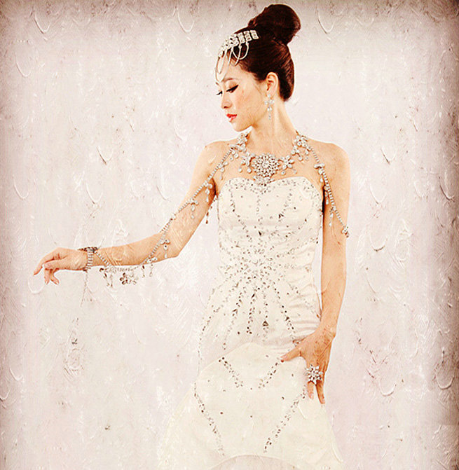 Gorgeous Banquet Crystal Necklace Bridal Rhinestone Shoulder Strap Body Chain Bride Wedding Jewelry
