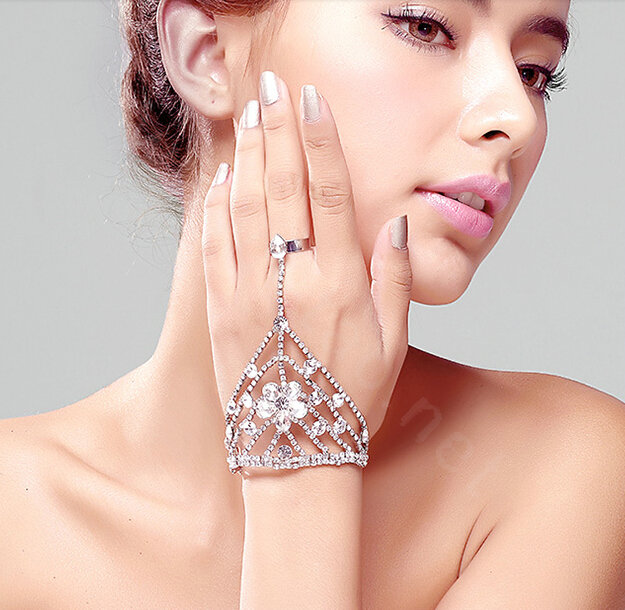 Gorgeous Rhinestone Flower Bridal Wrap Bracelet Wedding Show Dress Crystal Bangle Chain Jewelry