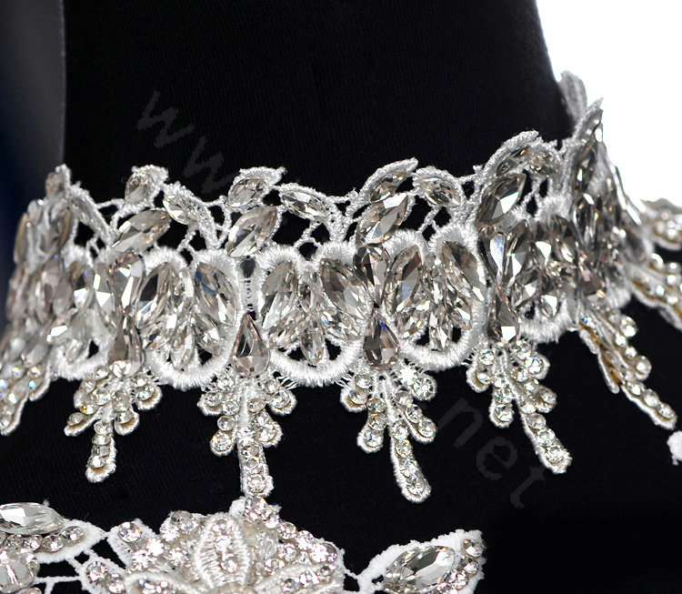 Luxurious Bride Delicate Lace Flower Crystal Wedding Necklace Rhinestone Bridal Shoulder Chain Jewelry