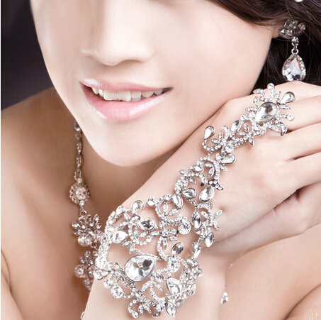 Luxury Rhinestone Flower Bridal Wrap Bracelets Wedding Jewellery Fashion Bling Marriage Accessories
