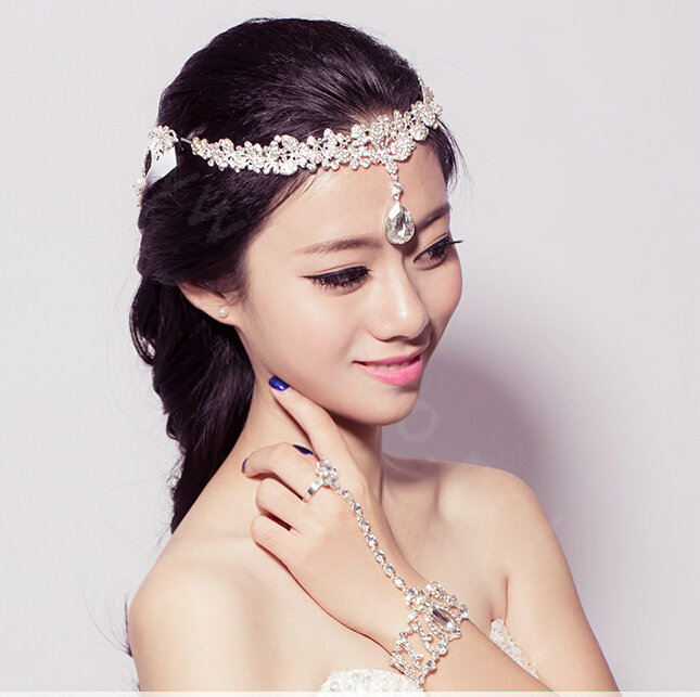 Luxury Shinning Rhinestone Flower with Ring Bracelet Bridal Wedding Wrap Hand Chain Accessories