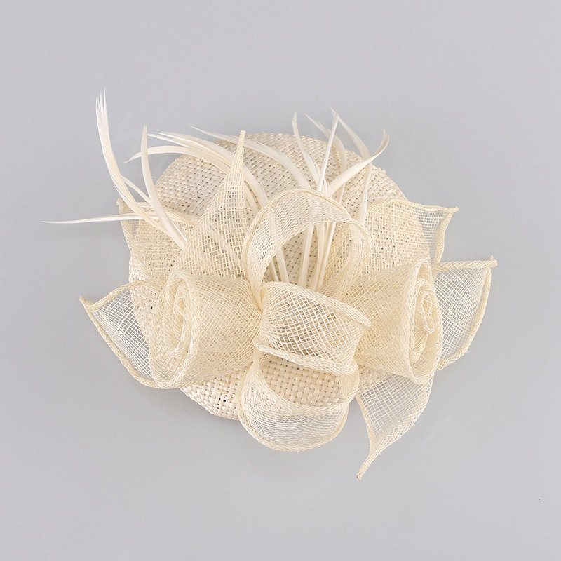 New Fashion British Ivory Flax Yarn Bridal Flower Feathers Fascinator Wedding Dress Prom Hat