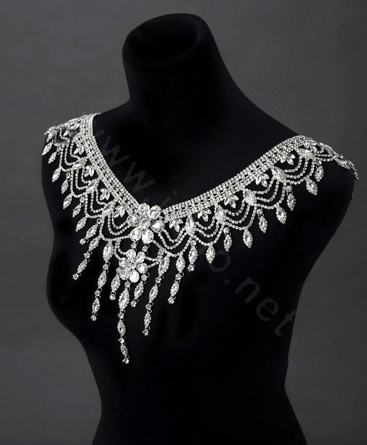 New Luxury Wedding Bride Crystal Bridal Chain Princess Platform Prom V Shoulder Necklace Jewelry