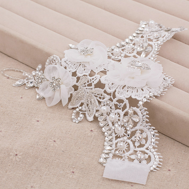 New Pearl Rhinestone Lace Flower Bridal Wristlet Wedding Dress Crystal Bracelet Chain Accessories