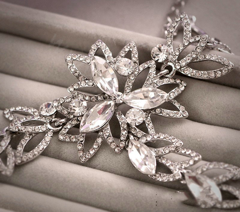 New Women Big Flower Rhinestones Alloy Fashion Bridal Wedding Wrap Bracelet Bangle Hand Chains Jewelry