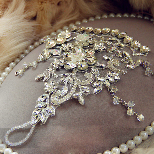 Princess Delicate Lace Flower Rhinestone Bride Wristlet Wedding Bridal Bracelet Chain Accessories