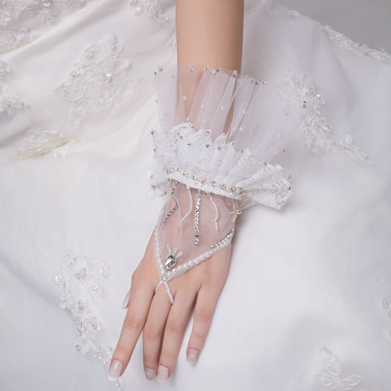 Princess Folds Lace Flower Bridal Wristlet Wedding Dress Rhinestone Pearl Bracelet Chain Accessories
