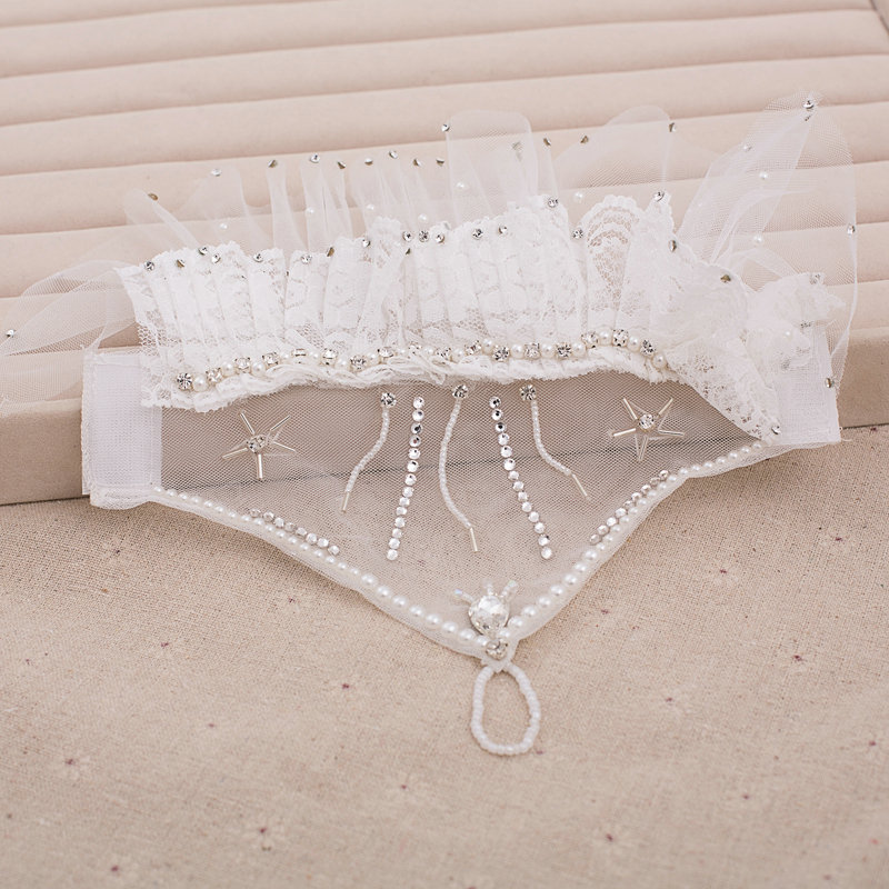 Princess Folds Lace Flower Bridal Wristlet Wedding Dress Rhinestone Pearl Bracelet Chain Accessories