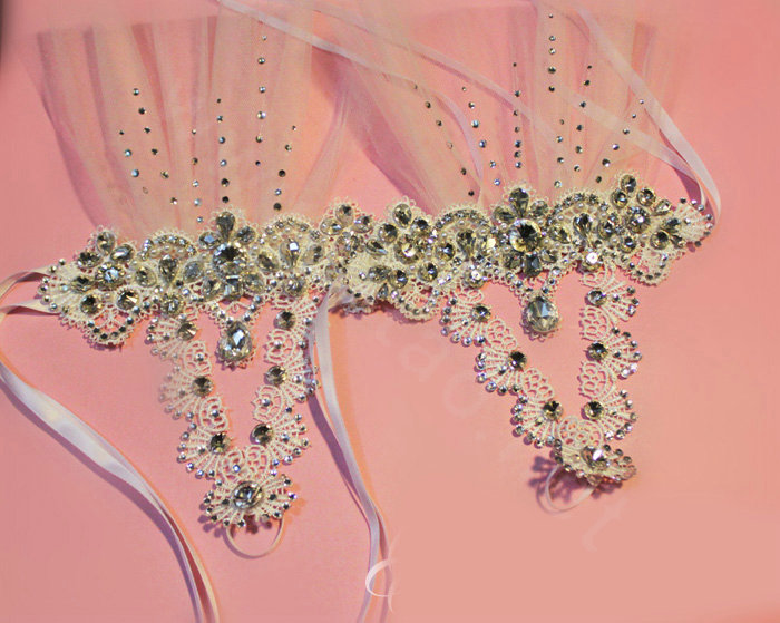 Princess Hollow Lace Rhinestone Bridal Wristlet Wedding Dress Perform Nail Bead Gauze Bracelet Accessories