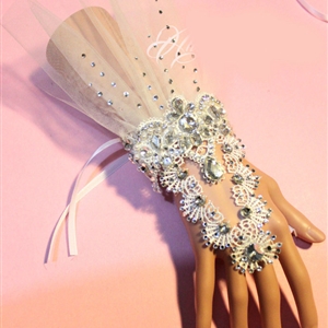 Princess Hollow Lace Rhinestone Bridal Wristlet Wedding Dress Perform Nail Bead Gauze Bracelet Accessories