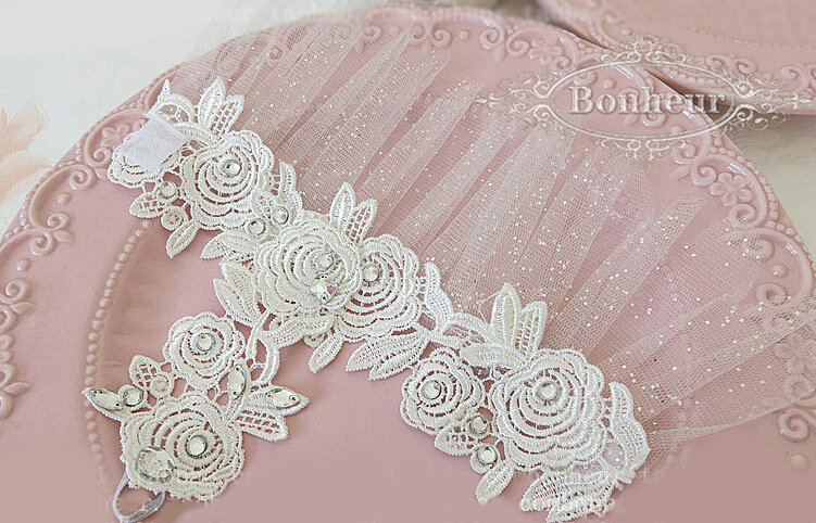 Princess Lace Flower Rhinestone Bridal Wristlet Wedding Show Dress Crystal Bracelet Chain Accessories