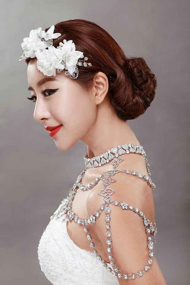 Retro Queen Heart Crystal Bridal Necklace Rhinestone Large Shoulder Body Chain Wedding Jewelry