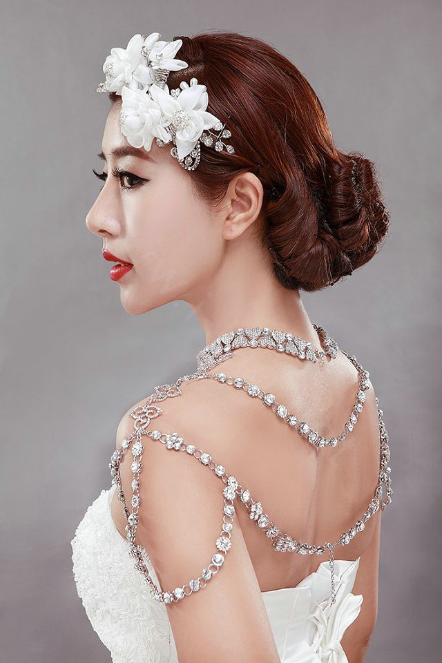 Retro Queen Heart Crystal Bridal Necklace Rhinestone Large Shoulder Body Chain Wedding Jewelry