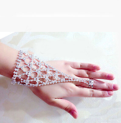 Simple Hellow Rhinestone with Ring Bracelet Bridal Wedding Crystal Stage Hand Chain Accessories