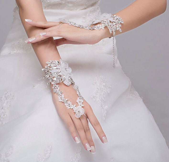 Sweety Style Lace Flower Rhinestone Bridal Wristlet Wedding Dress Perform Rhinestone Bracelet Accessories