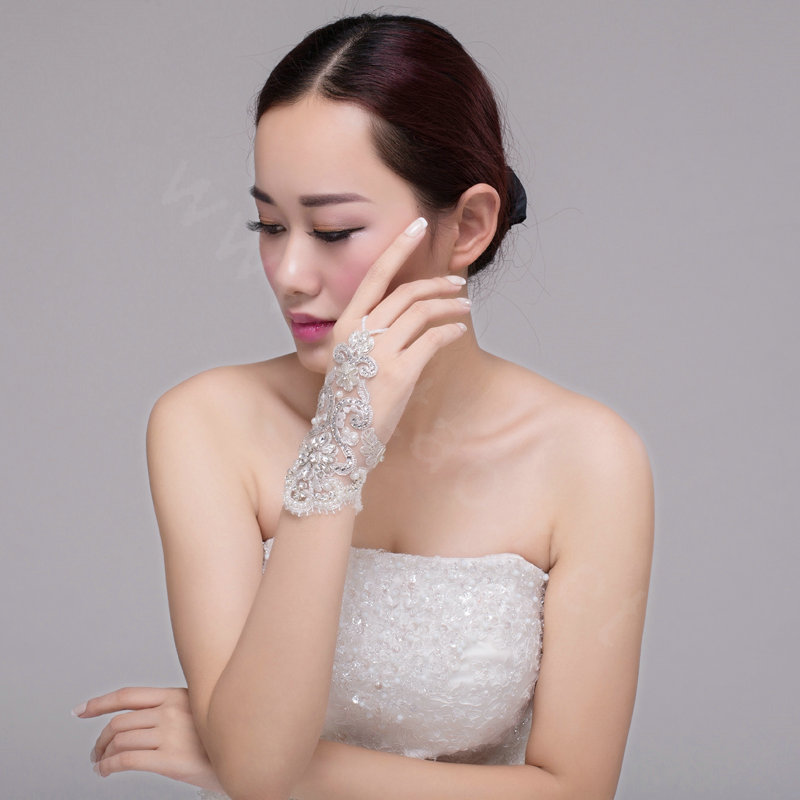 Vintage Pearl Rhinestone Lace Flower Bridal Wristlet Wedding Dress Crystal Bracelet Chain Accessories