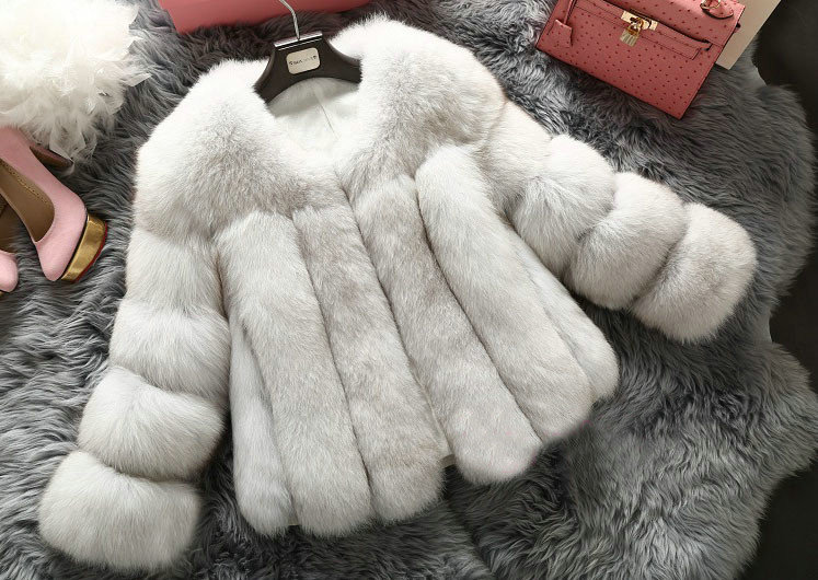 Extre Luxury Genuine Real Whole Fox Fur Coats Fashion Women Short Fur Outerwear - White