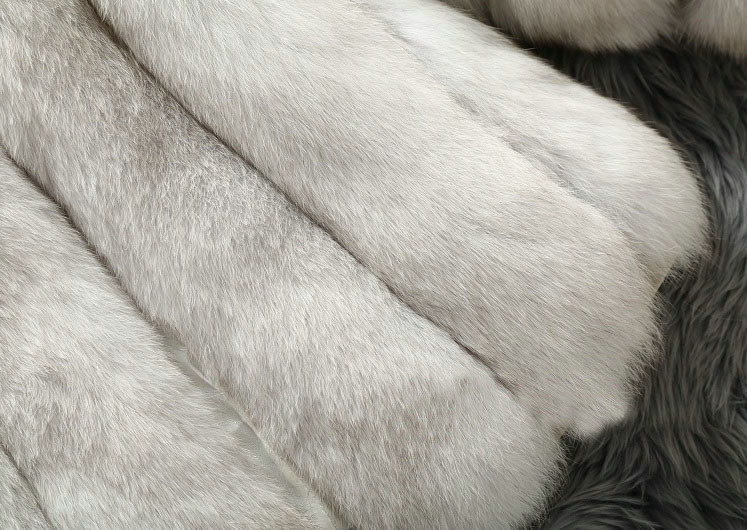 Extre Luxury Genuine Real Whole Fox Fur Coats Fashion Women Short Fur Outerwear - White