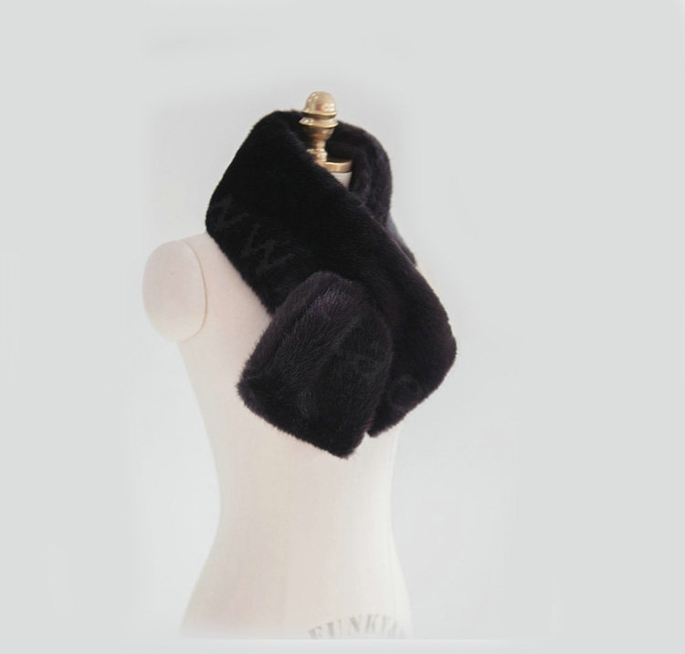 Fashion Simple Faux Mink Fur Scarf Winter Warm Mink Fur Collar Women Short Cross Fur Muffler - Black