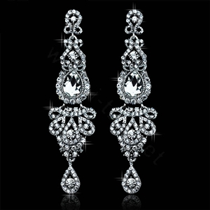 New Arrival Luxurious Romantic Chandelier Austrian Crystal Bridal Earrings White K Plated Long Earrings for Women