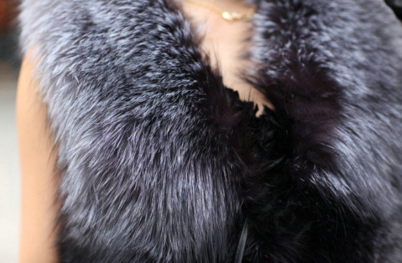 New Delicate Genuine Knitted Natural Silver Fox Fur Vest Women Fashion Fox Fur Waistcoat