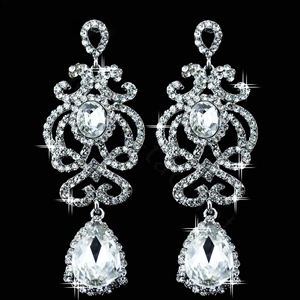 New Design Elegant Teardrop Austrian Crystal Banquet Bridal Drop Earrings White K Plated for Women