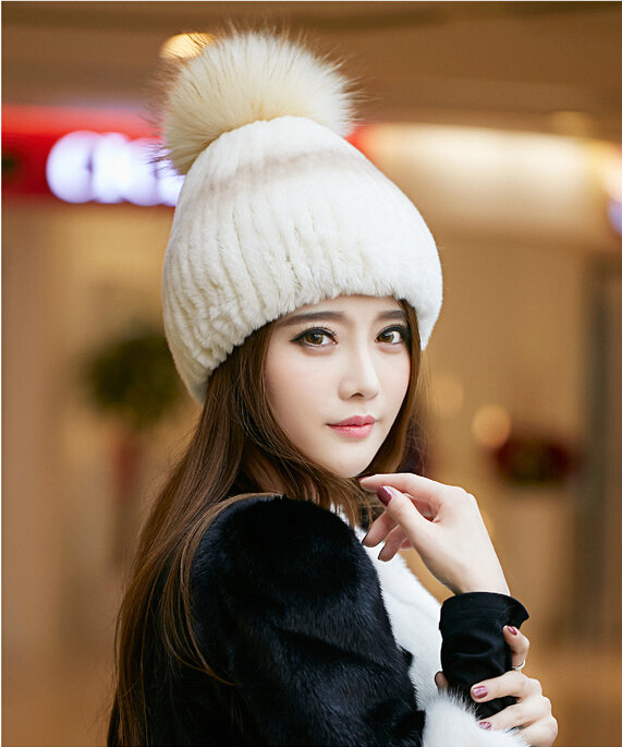 New Winter Real Rabbit Fur Hat With Raccoon Fur Ball Women Fashion Knitted Beanies Hat - Beige