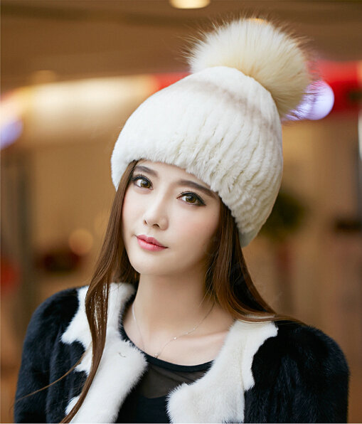 New Winter Real Rabbit Fur Hat With Raccoon Fur Ball Women Fashion Knitted Beanies Hat - Beige