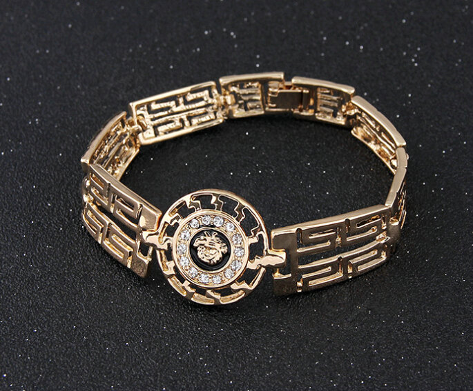 Noble Fashion Wedding Jewelry Sets Africa Lion Crystal Gold Plated Bridal Necklace Earrings Bracelet Ring 4pcs/set