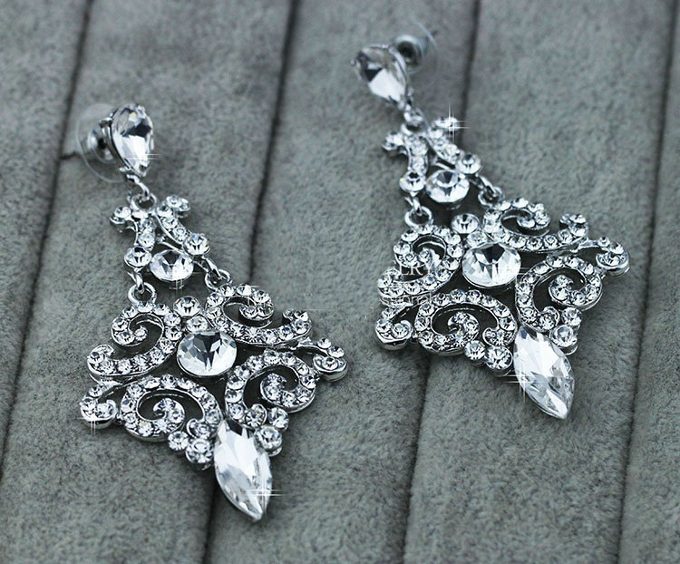 Pretty Geometic Czech Rhinestone Crystal White Gold Plated Earrings for Women Wedding Jewelry Bridal Earrings