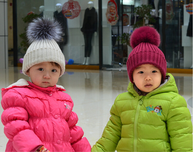 Winter Baby's Knitted Hat With Fox Fur Poms Poms Unisex Kids Casual Snow Caps - Wine Red