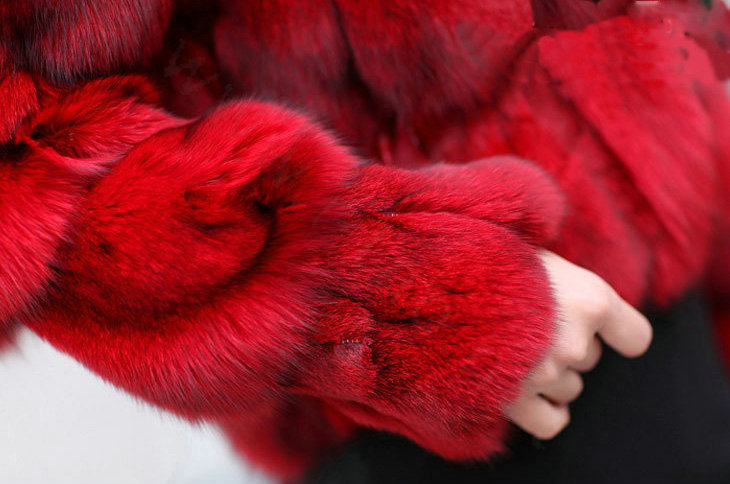 Women Luxury Genuine Fox Fur Coats Fashion Short Jacket Winter Real Fur Outerwear - Red