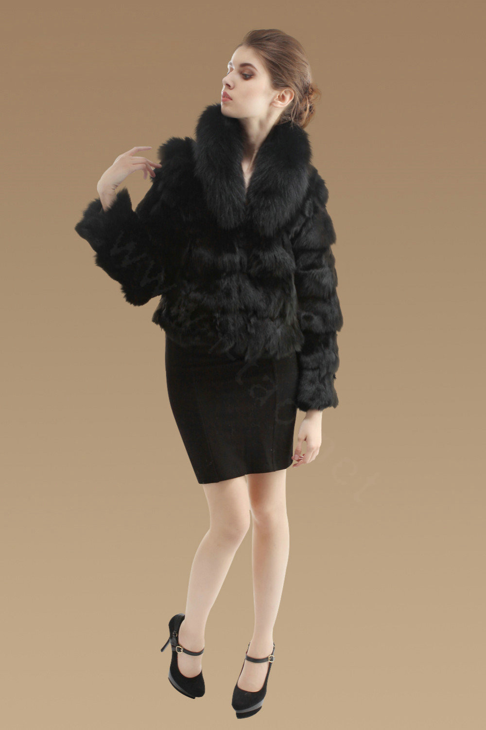 Women Luxury Genuine Fox Fur Coats Fashion Short Jacket Winter Real Nature Fur Outerwear - Black