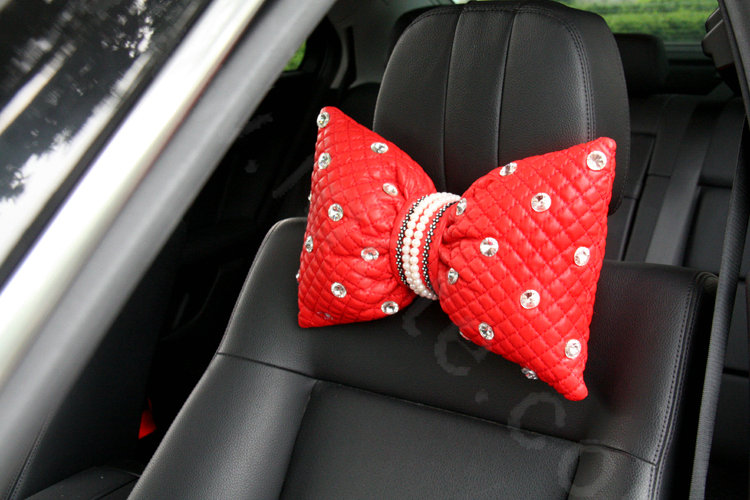 Bowknot Pearl Rhinestone Car Headrest Genuine Sheepskin Neck Safety Pillow 1pcs - Red