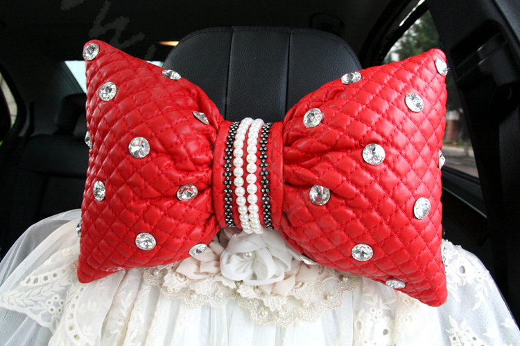 Bowknot Pearl Rhinestone Car Headrest Genuine Sheepskin Neck Safety Pillow 1pcs - Red